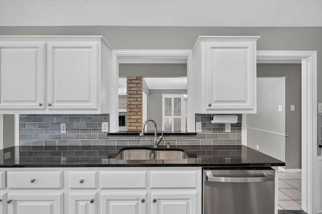 8833 Kenton Drive, Dallas, TX 75231