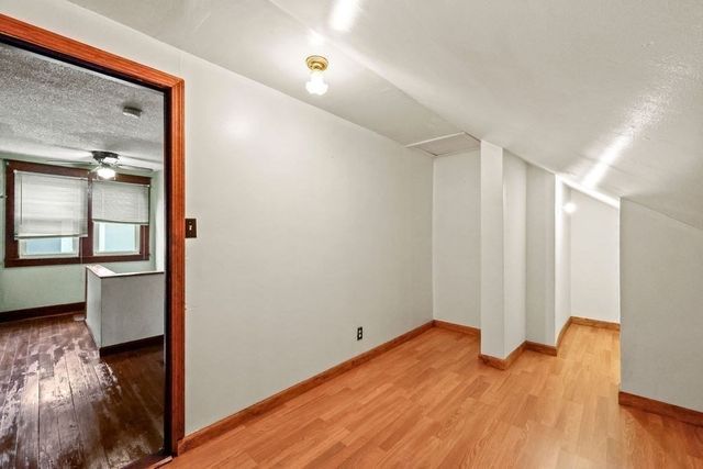 81 Healey St, Springfield, MA 01151