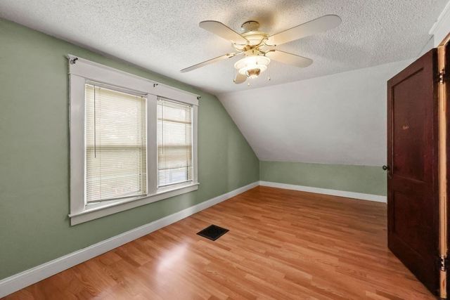 81 Healey St, Springfield, MA 01151