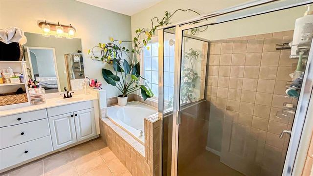 1951 Barrett Knoll NW Circle, Kennesaw, GA 30152