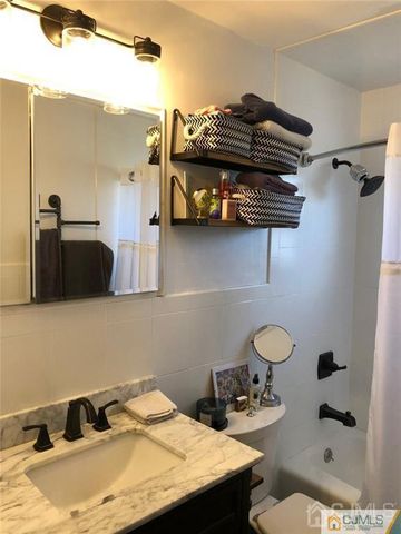 57 Judson Street 1B, Edison, NJ 08837