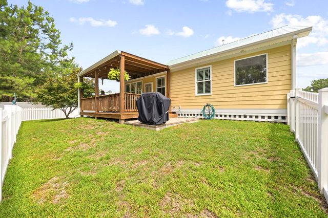 332 Waties Dr., Murrells Inlet, SC 29576