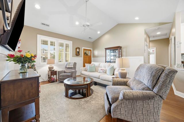 332 Waties Dr., Murrells Inlet, SC 29576