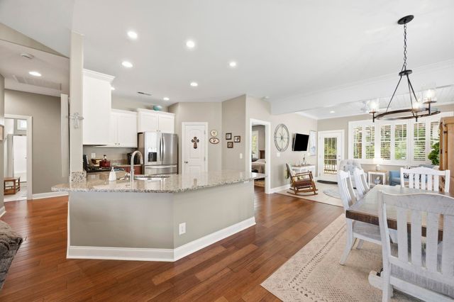 332 Waties Dr., Murrells Inlet, SC 29576