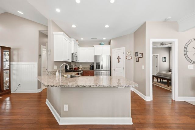 332 Waties Dr., Murrells Inlet, SC 29576
