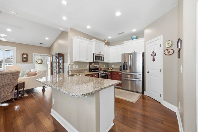 332 Waties Dr., Murrells Inlet, SC 29576