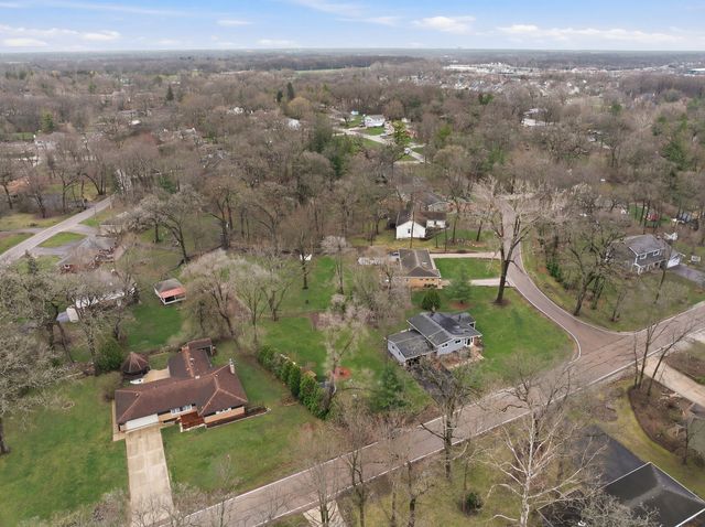 3N539 Woodland Avenue, West Chicago, IL 60185