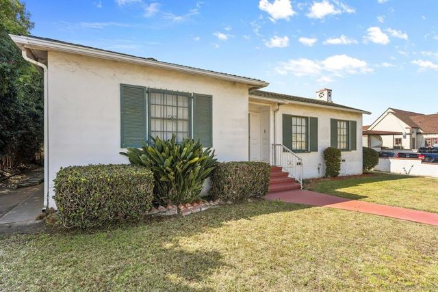 700 E 1st, National City, CA 91950