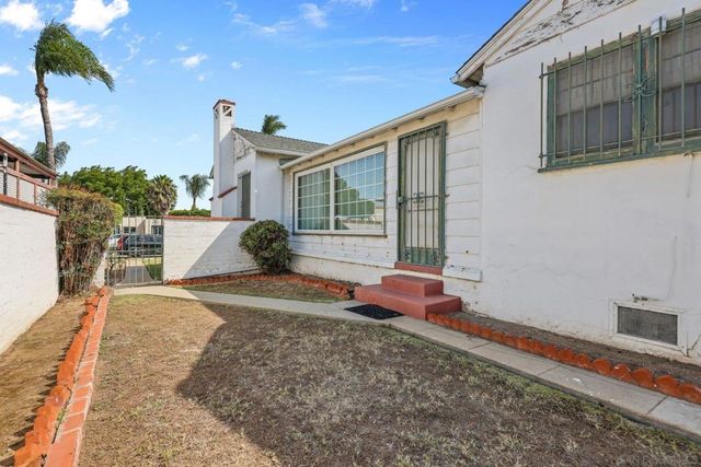 700 E 1st, National City, CA 91950