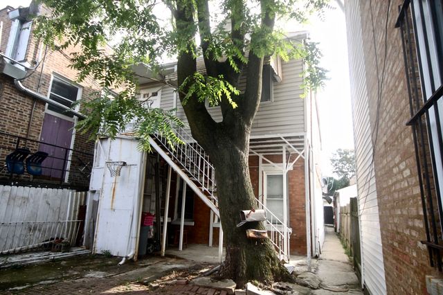 2807 S Hamlin Avenue, Chicago, IL 60623