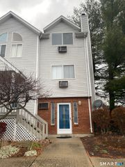 925 Oronoke Road 32J, Waterbury, CT 06708