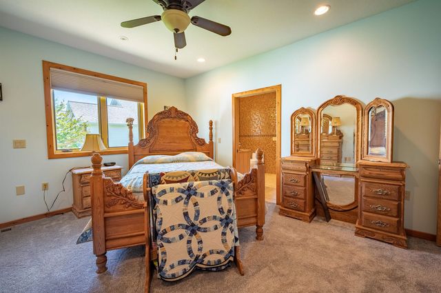 5323 S Pine Street, Beaverton, MI 48612