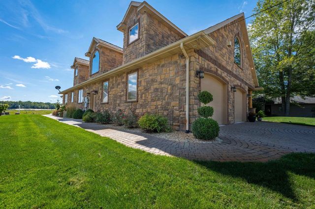5323 S Pine Street, Beaverton, MI 48612