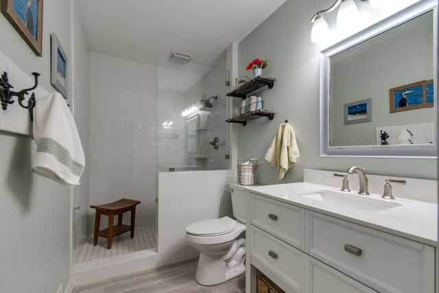 101 W Hills Terrace, Dickson, TN 37055