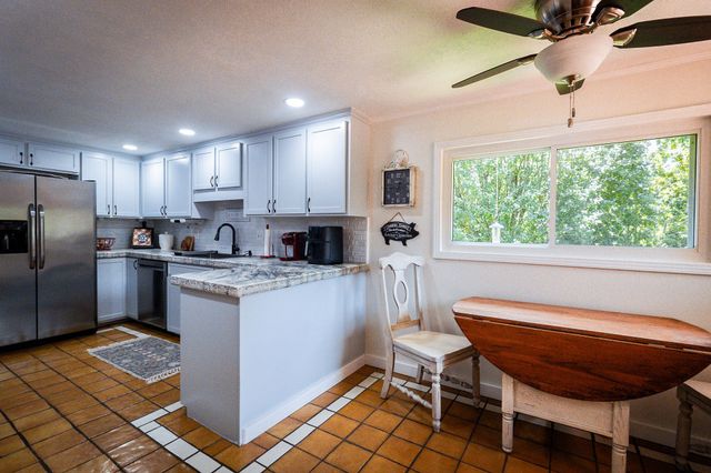 101 W Hills Terrace, Dickson, TN 37055