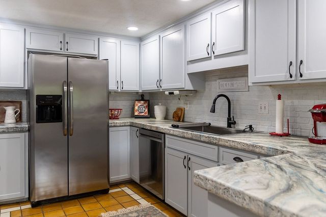 101 W Hills Terrace, Dickson, TN 37055