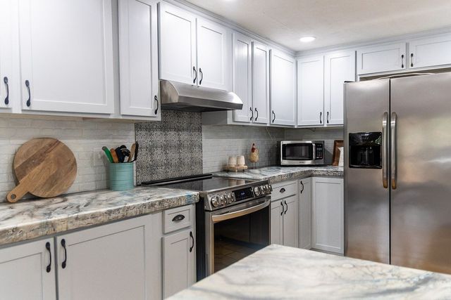 101 W Hills Terrace, Dickson, TN 37055