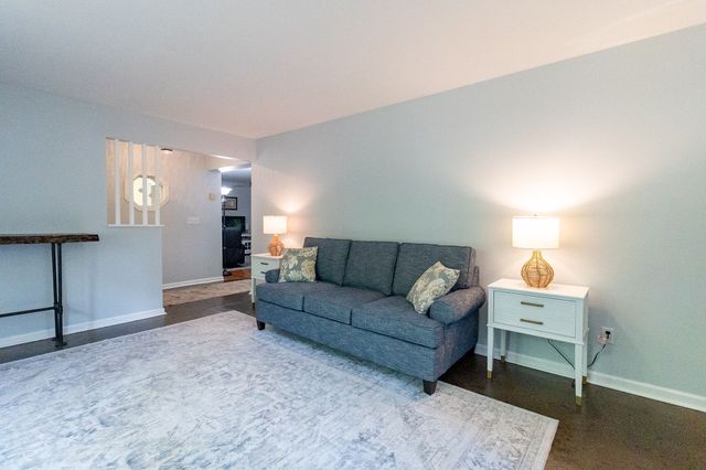 101 W Hills Terrace, Dickson, TN 37055