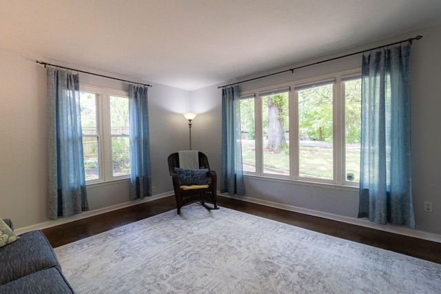 101 W Hills Terrace, Dickson, TN 37055