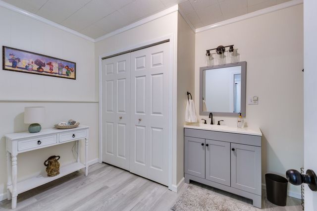 101 W Hills Terrace, Dickson, TN 37055