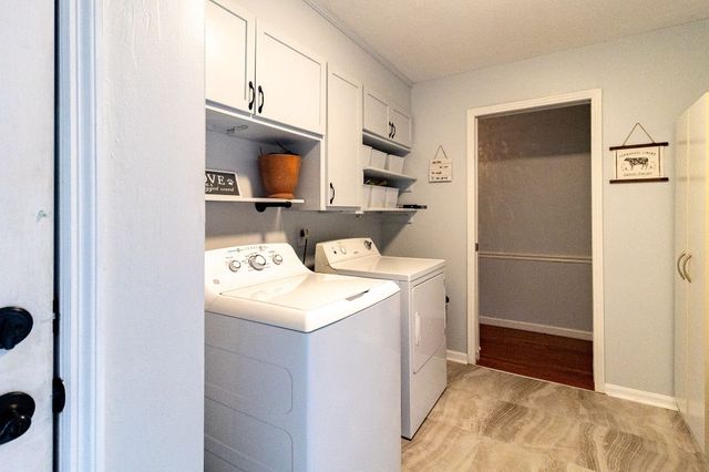 101 W Hills Terrace, Dickson, TN 37055