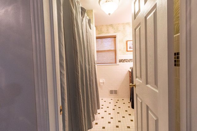 101 W Hills Terrace, Dickson, TN 37055