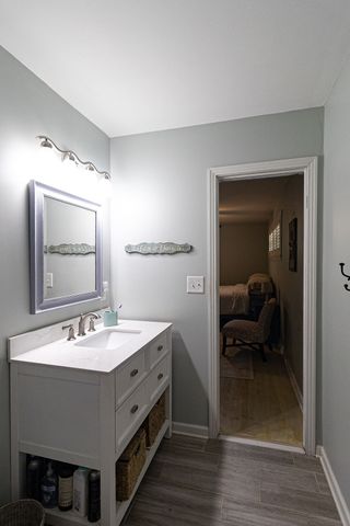 101 W Hills Terrace, Dickson, TN 37055