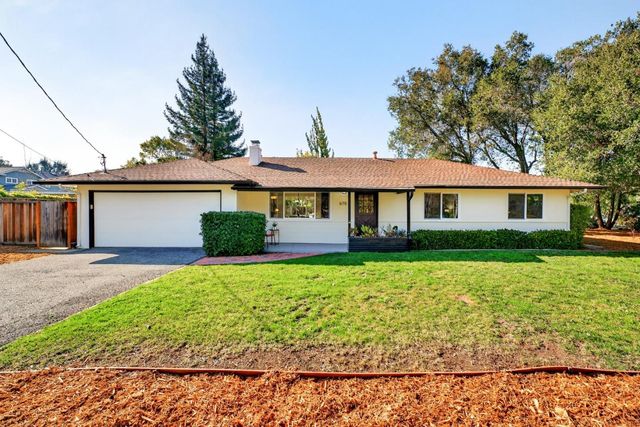 678 Benvenue Avenue, Los Altos, CA 94024