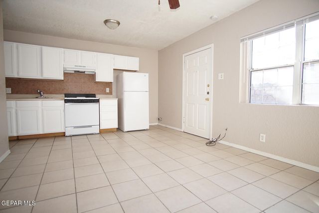 4014 LINCOLN Avenue 3, El Paso, TX 79930