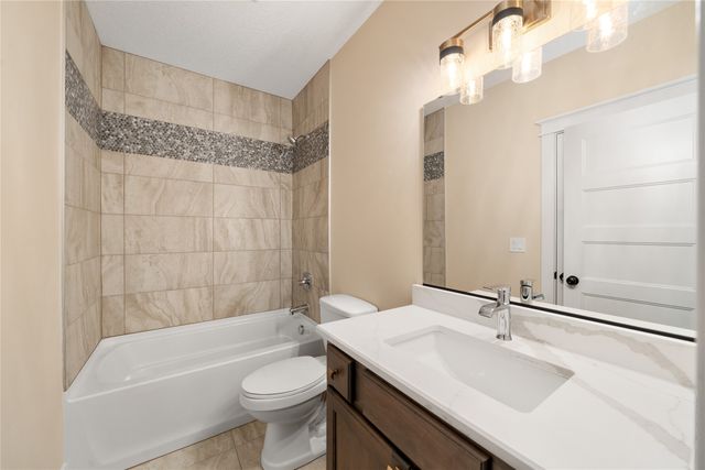 3320 SE 96th Street, Runnells, IA 50237