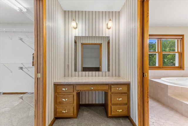 3819 Canada Goose CROSSING, Racine, WI 53403