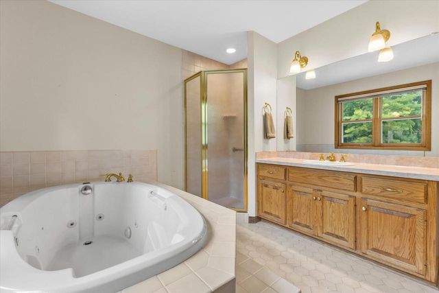 3819 Canada Goose CROSSING, Racine, WI 53403