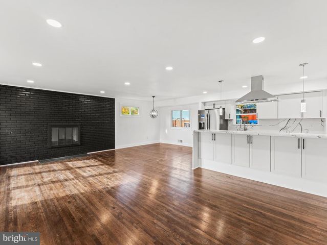 4722 BRISTOW DR, Annandale, VA 22003