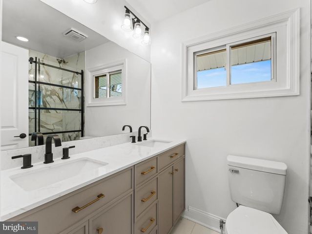 4722 BRISTOW DR, Annandale, VA 22003