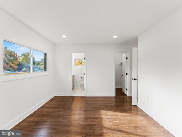 4722 BRISTOW DR, Annandale, VA 22003