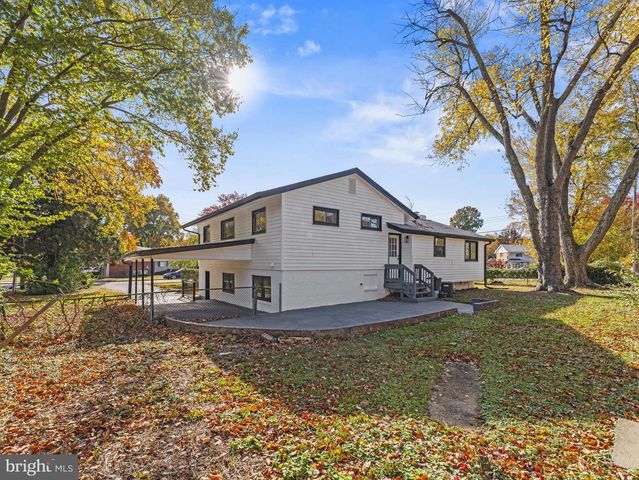 4722 BRISTOW DR, Annandale, VA 22003