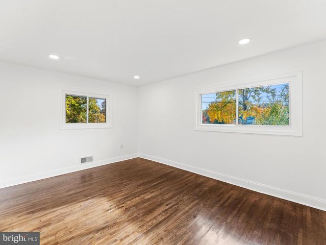 4722 BRISTOW DR, Annandale, VA 22003