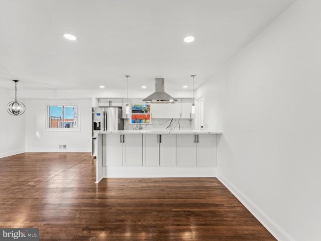 4722 BRISTOW DR, Annandale, VA 22003