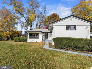 4722 BRISTOW DR, Annandale, VA 22003