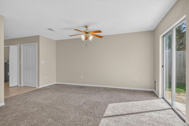 1826 Pointed Leaf Lane, Fort Walton Beach, FL 32547