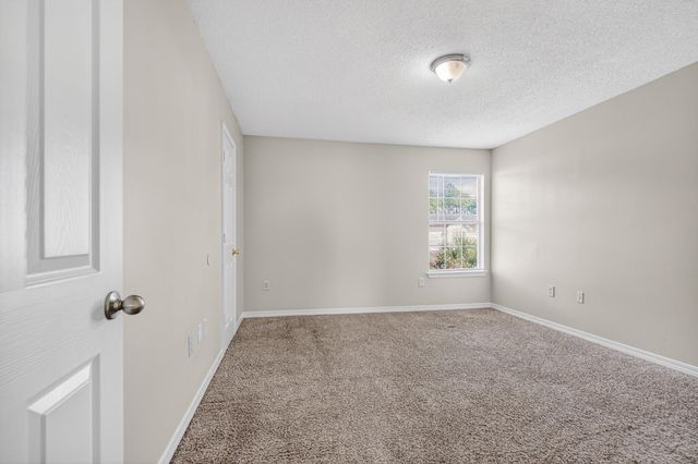 1826 Pointed Leaf Lane, Fort Walton Beach, FL 32547