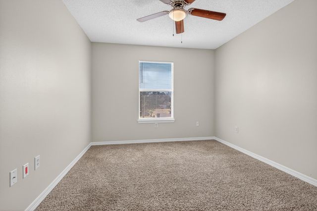 1826 Pointed Leaf Lane, Fort Walton Beach, FL 32547