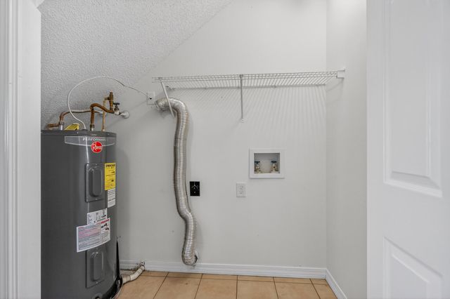 1826 Pointed Leaf Lane, Fort Walton Beach, FL 32547