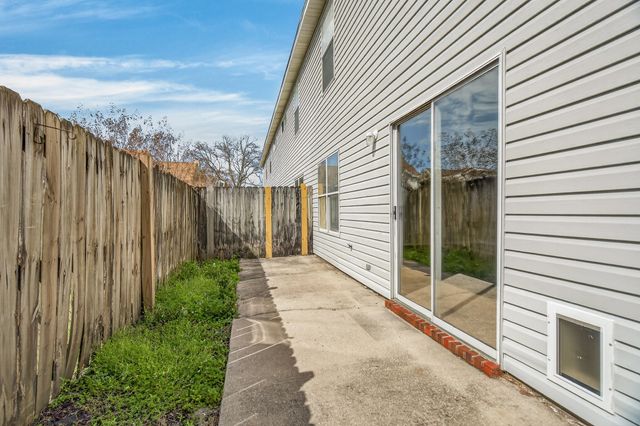 1826 Pointed Leaf Lane, Fort Walton Beach, FL 32547