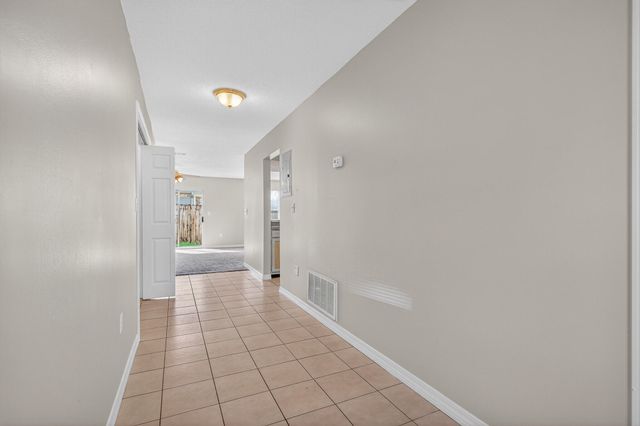 1826 Pointed Leaf Lane, Fort Walton Beach, FL 32547