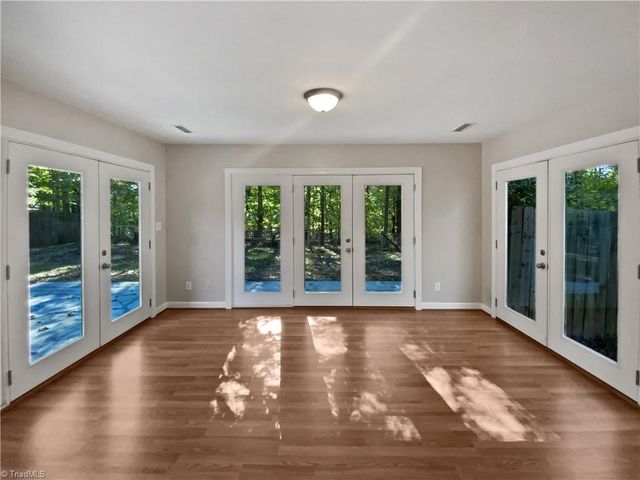 4004 Baywater Point, High Point, NC 27265