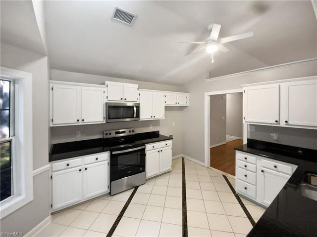 4004 Baywater Point, High Point, NC 27265