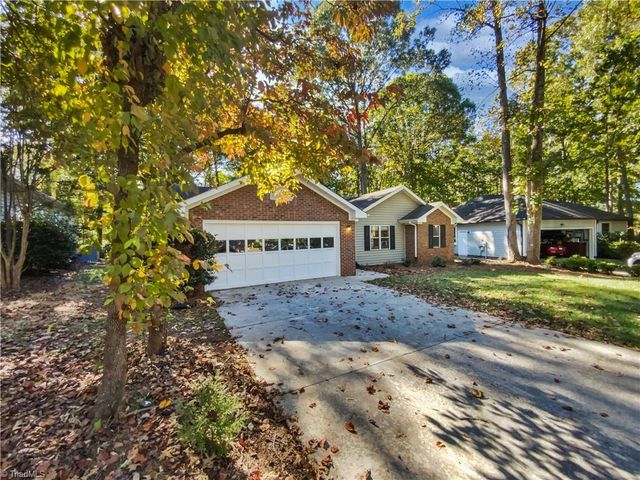 4004 Baywater Point, High Point, NC 27265