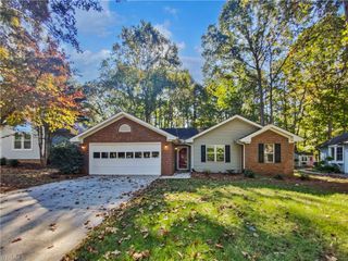4004 Baywater Point, High Point, NC 27265