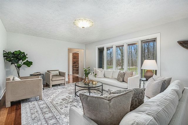 2569 Ridgewood Trail, Berrien Springs, MI 49103